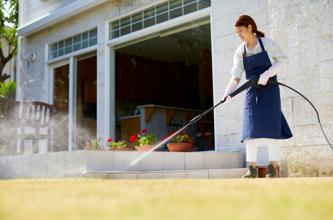高圧洗浄機で年末のお庭掃除